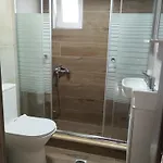 Reniza House 2 *
