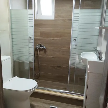 Reniza House 2 *