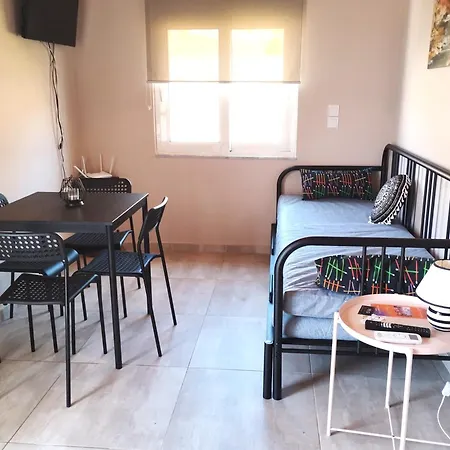 Reniza House 2 Apartmán