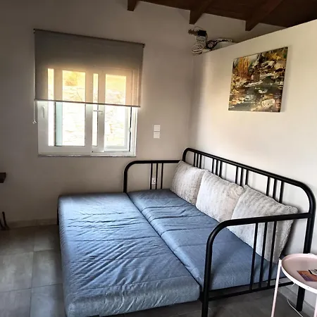 Reniza House 2 Apartmán